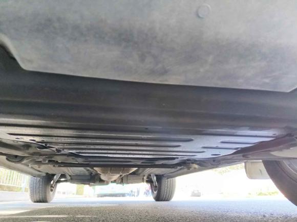 [深圳·粤B] 二手路虎神行者22011款 3.2L i6 HSE汽油版