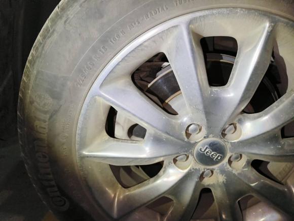 [南通·苏F] 二手Jeep自由光2016款 2.4L 优越版