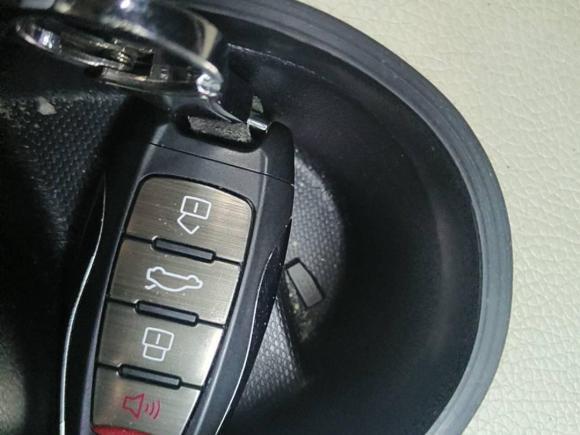 [杭州·浙A] 二手欧拉欧拉黑猫2021款 351km 豪华型