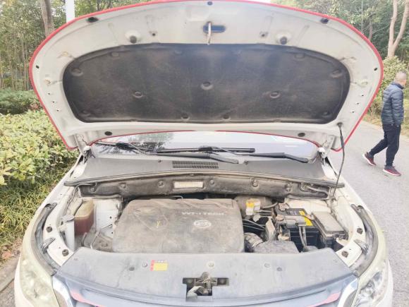 [南通·苏F] 二手宝骏宝骏5602015款 1.8L 手动豪华型