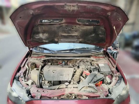 [南昌·赣A] 二手三菱翼神2013款 致炫版 2.0L 手动舒适型