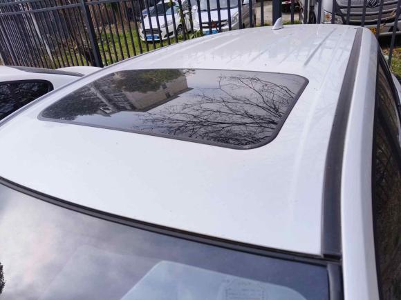 [上海·苏U] 二手丰田卡罗拉锐放2023款 双擎 2.0L 精英版