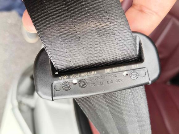 [宁波·浙B] 二手奥迪奥迪A4L2018款 30周年年型 40 TFSI 时尚型