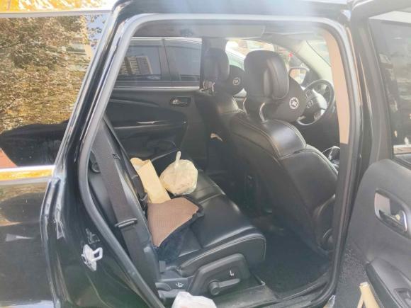 [青岛·鲁B] 二手道奇酷威2016款 2.4L 两驱旅行版