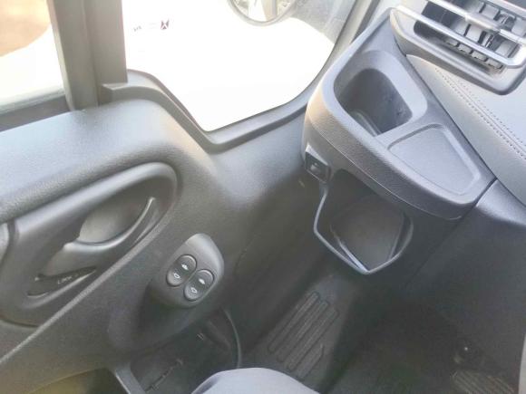 [佛山·粤E] 二手江铃江铃福顺2023款 2.0T 自动短轴地库版商运型多功能乘用车6座