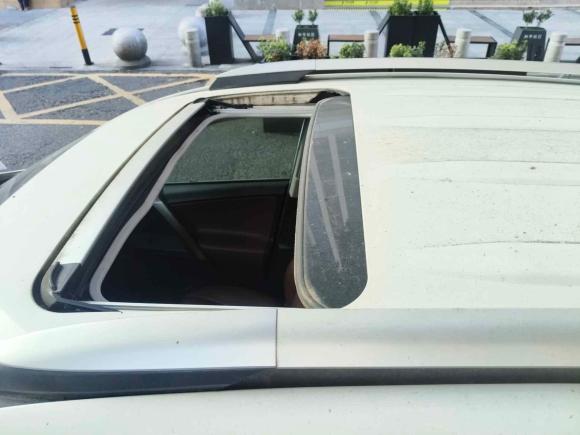 [深圳·粤B] 二手丰田RAV4荣放2013款 2.0L CVT四驱风尚版