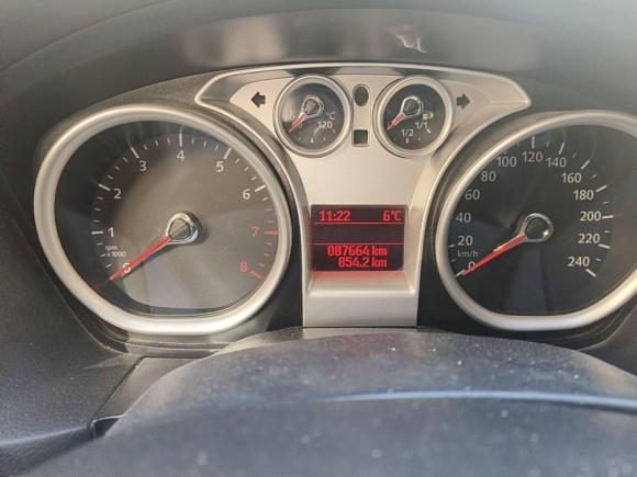 [西安·陕A] 二手福特福克斯2013款 两厢经典 1.8L 自动基本型