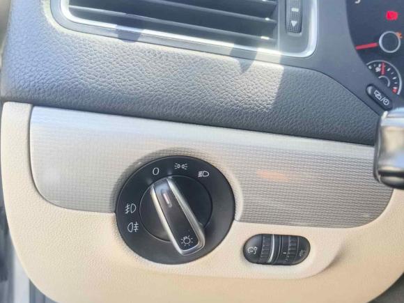 [嘉兴·浙F] 二手大众速腾2012款 1.4TSI 自动豪华型