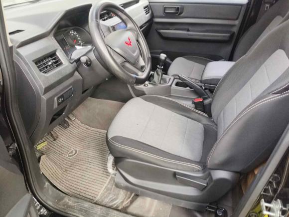 [上海·苏U] 二手五菱汽车五菱宏光PLUS2020款 1.5L 手动标准型 7座