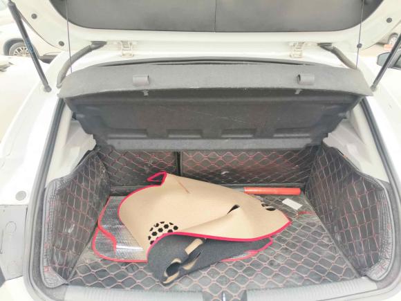 [西安·陕D] 二手雪佛兰科鲁兹2017款 1.5L 两厢 自动先锋天窗版