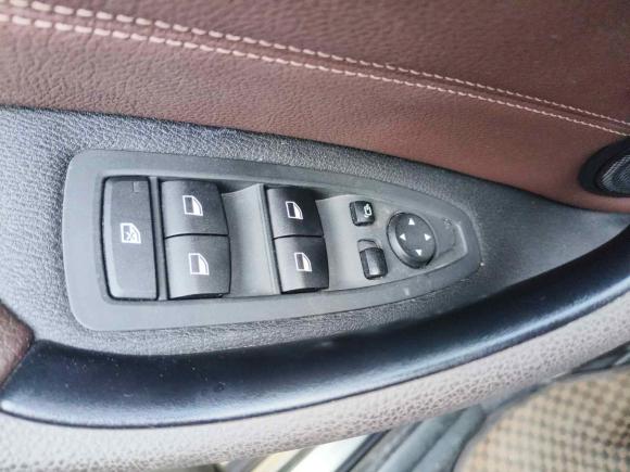 [深圳·粤B] 二手宝马宝马X12018款 xDrive20Li 尊享型