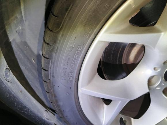 [上海·沪E] 二手宝马宝马X12010款 xDrive28i