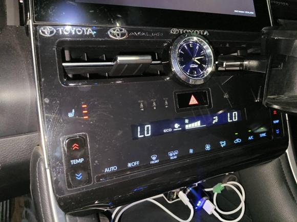 [成都·川A] 二手丰田亚洲龙2022款 双擎 2.5L XLE尊贵版