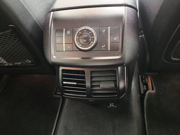 [广州·粤A] 二手奔驰奔驰R级2014款 R 400 4MATIC 商务型