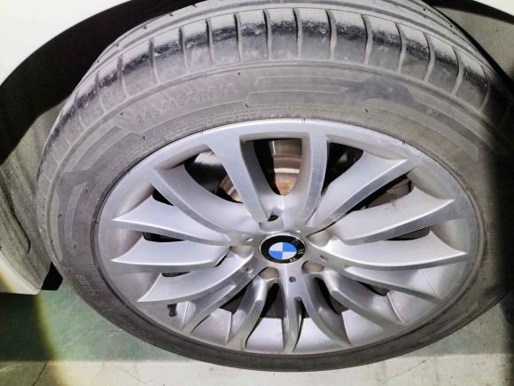 [济南·鲁A] 二手宝马宝马5系2014款 525Li 豪华设计套装