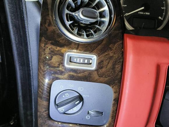 [武汉·鄂A] 二手路虎发现2005款 4.0 SC V6 HSE