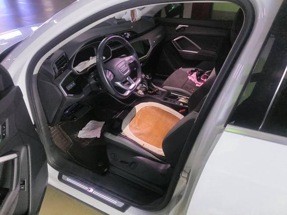 [青岛·鲁U] 二手奥迪奥迪Q32020款 35 TFSI 时尚动感型
