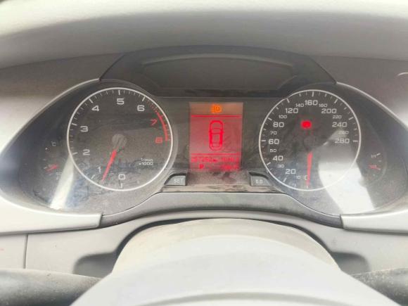 [宁波·浙B] 二手奥迪奥迪A4L2010款 2.0 TFSI 标准型