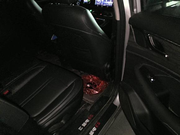 [南昌·赣A] 二手蓝电蓝电E52023款 1.5L DE-i 110KM旗舰型 7座