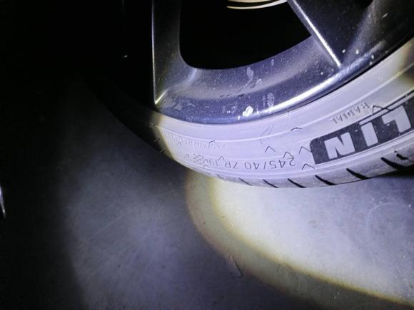 [上海·鄂W] 二手英菲尼迪英菲尼迪Q502014款 3.7L 豪华版