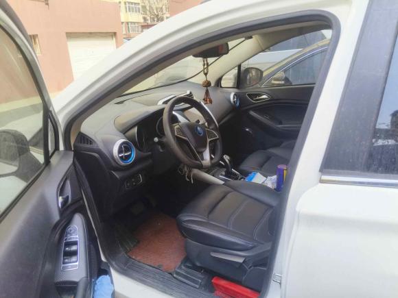 [青岛·鲁B] 二手比亚迪元新能源2018款 EV360 智联炫酷型