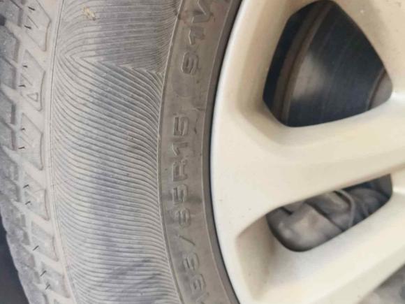 [西安·陕A] 二手福特福克斯2013款 两厢经典 1.8L 自动基本型