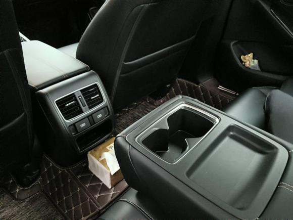 [上海·苏U] 二手本田雅阁2022款 260TURBO 幻夜·尊贵版