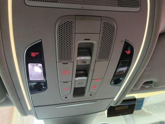 [义乌·浙G] 二手奥迪奥迪A82011款 A8L 3.0 TFSI quattro舒适型(213kW)