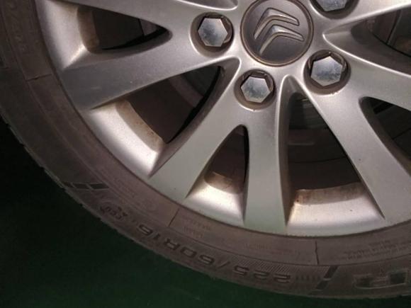 [武汉·冀A] 二手雪铁龙雪铁龙C52013款 2.0L 自动尊享型