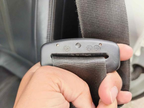 [佛山·粤X] 二手标致标致30082013款 2.0L 自动潮流版