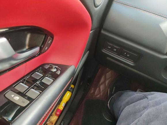 [金华·浙G] 二手路虎揽胜极光2017款 2.0T 敞篷版