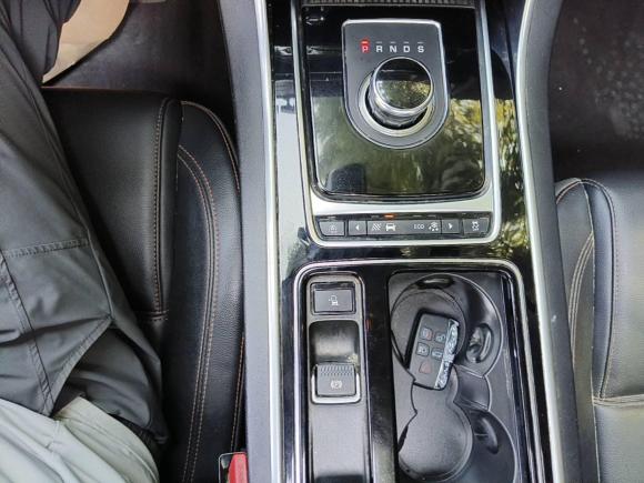 [南京·苏A] 二手捷豹捷豹XEL2018款 2.0T 200PS 精英版