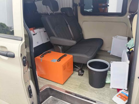 [上海·苏U] 二手北京汽车制造厂锐胜王牌M72023款 2.0L 长轴创富型 7座