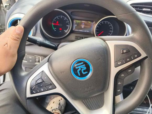 [上海·川A] 二手比亚迪元新能源2018款 EV360 智联炫酷型