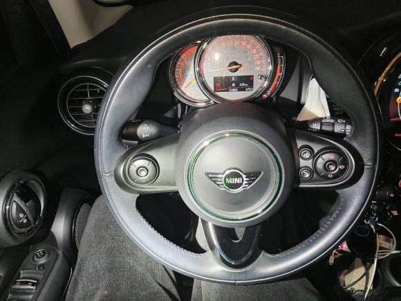 [无锡·苏B] 二手MINIMINI2018款 1.5T ONE 五门版