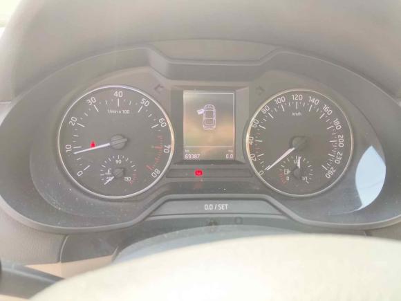 [杭州·赣L] 二手斯柯达明锐2015款 1.6L 自动逸俊版