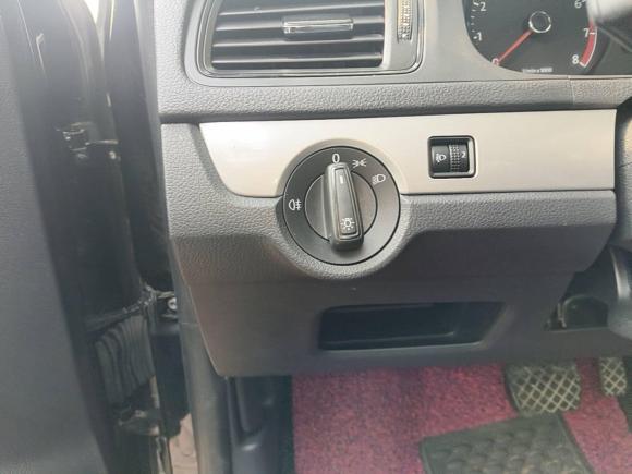 [湖州·浙E] 二手大众朗逸2013款 改款经典 1.6L 自动风尚版