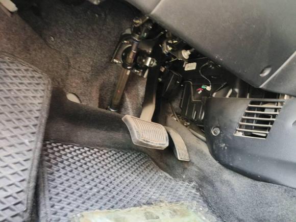 [青岛·鲁B] 二手起亚起亚K22015款 三厢 1.4L AT GLS