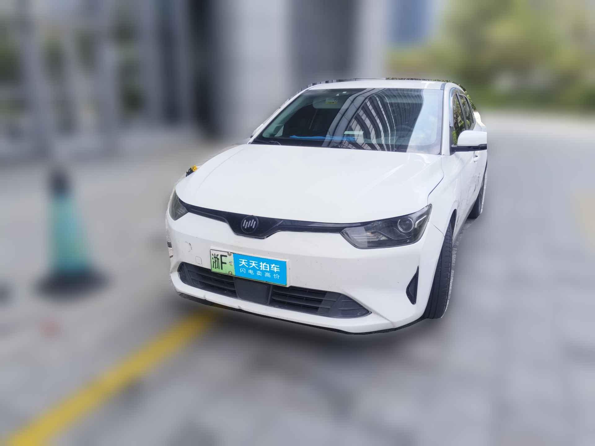 [嘉兴·浙F] 威马汽车威马E.52021款 500 即客行