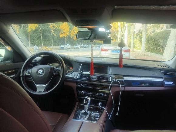 [南京·苏F] 二手宝马宝马7系2014款 730Li 臻享型