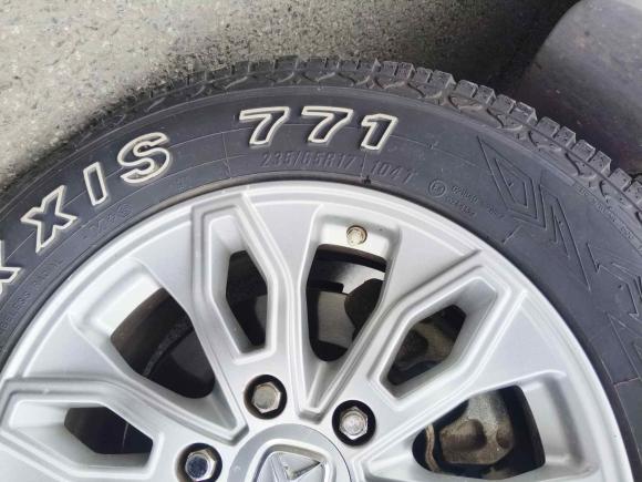 [成都·川J] 二手驭胜驭胜S3502016款 2.0T 自动两驱汽油豪华版7座