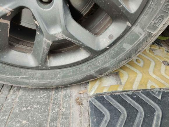 [义乌·浙F] 二手Jeep自由侠2017款 180T 自动动能版+