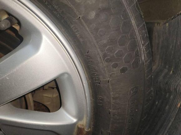 [武汉·湘L] 二手起亚起亚K22015款 三厢 1.4L AT GLS