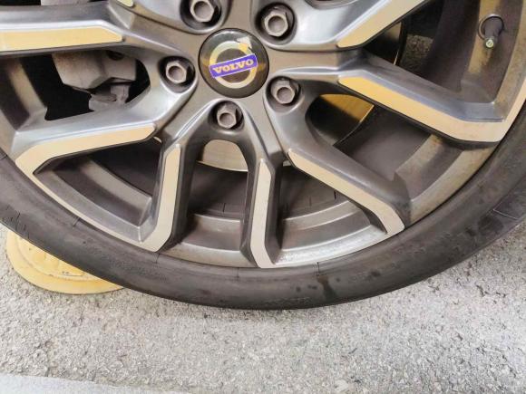 [上海·赣A] 二手沃尔沃沃尔沃XC602016款 T5 AWD 智驭版