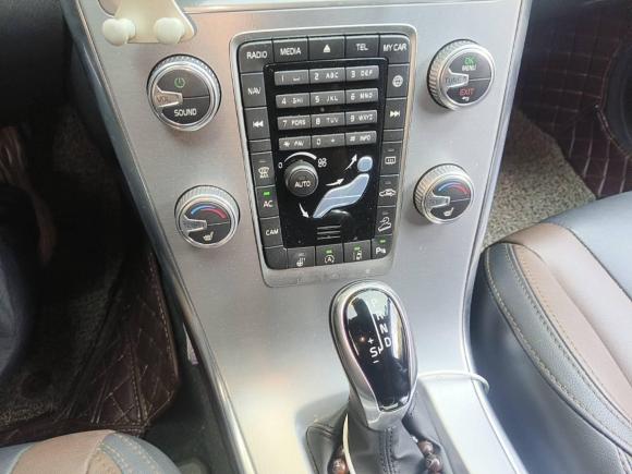 [上海·沪A] 二手沃尔沃沃尔沃XC602017款 T5 AWD 智远升级版