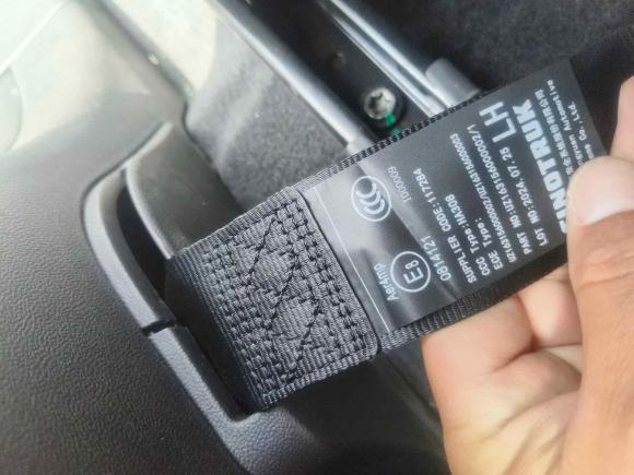 [常州·苏D] 二手中国重汽搏胜2024款 乘用 2.0T自动柴油四驱标轴 尊享版