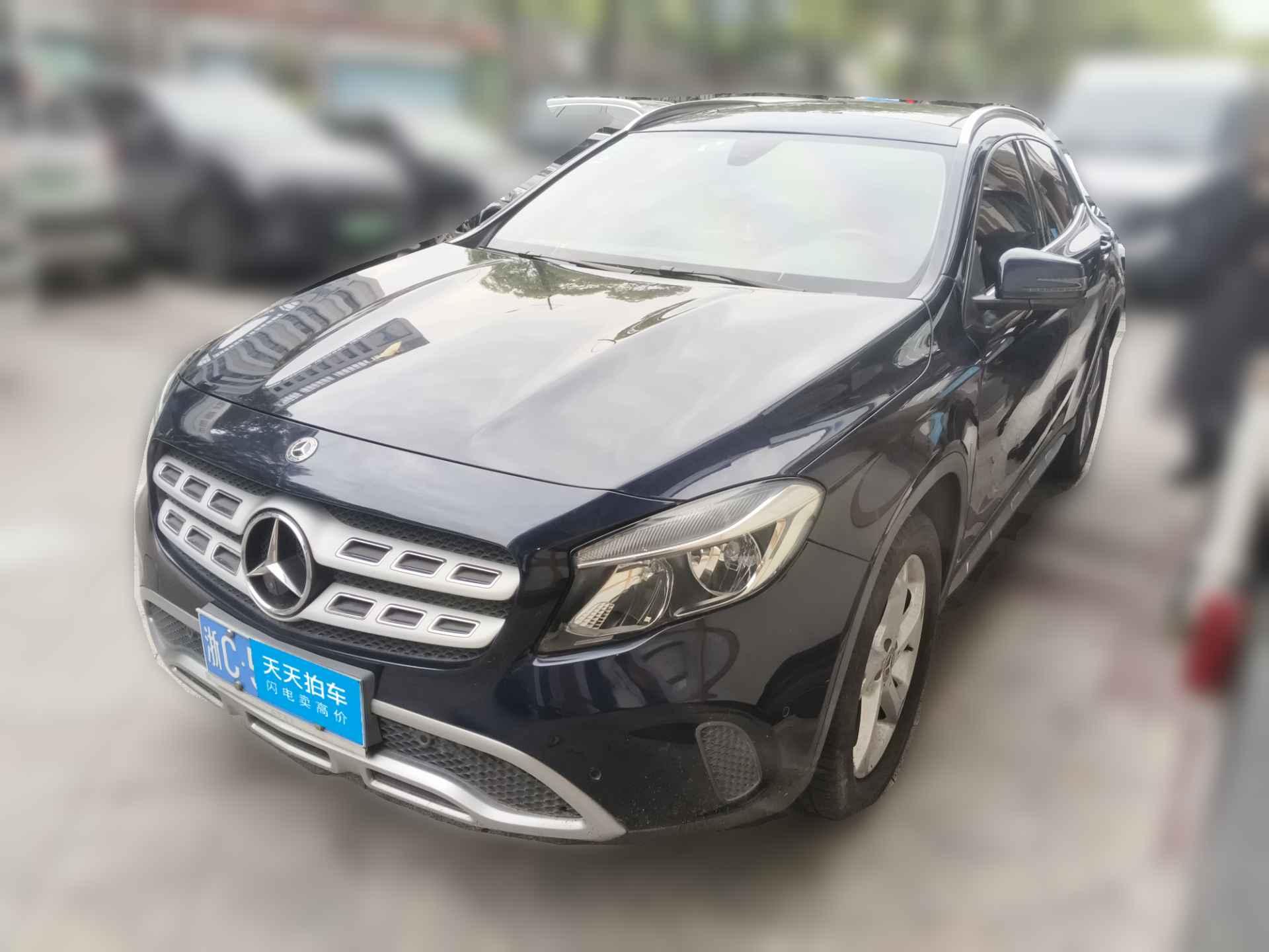 [温州·浙C] 奔驰奔驰GLA2017款 GLA 200 动感型