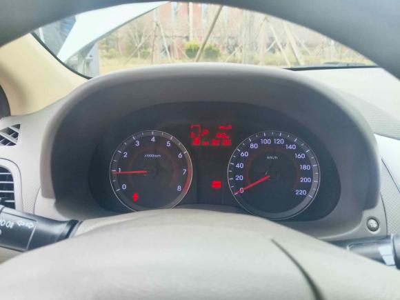 [青岛·鲁U] 二手现代瑞纳2010款 三厢 1.4L 自动时尚型GT