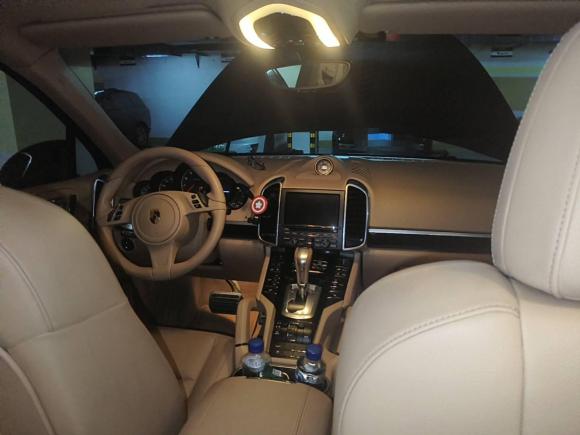 [广州·粤A] 二手保时捷Cayenne2014款 Cayenne Platinum Edition 3.0T