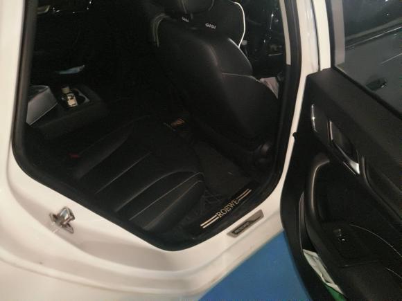 [杭州·浙A] 二手荣威荣威i62018款 20T 自动旗舰版